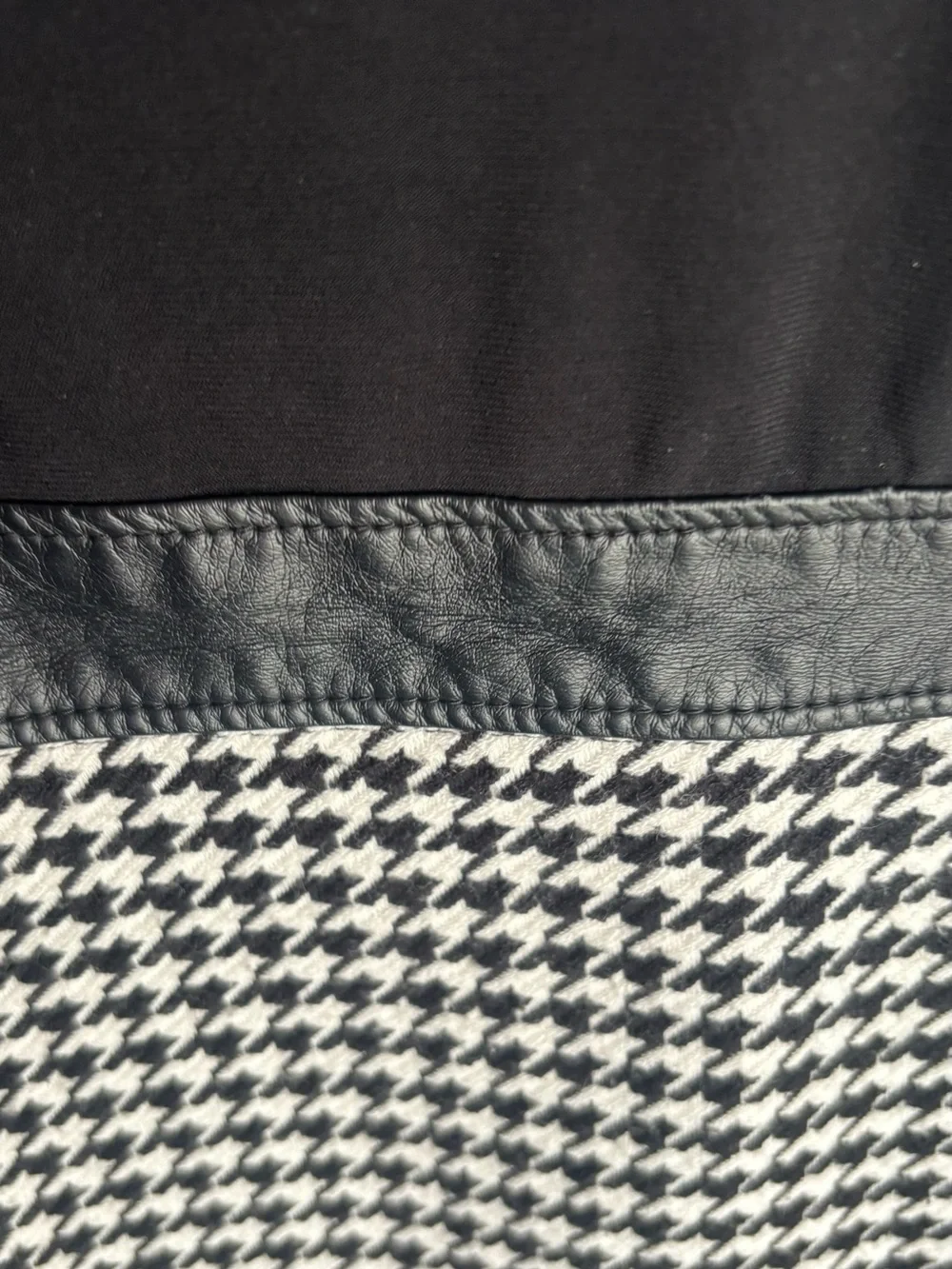 Lauren Ralph Lauren Black & Houndstooth Long-Sleeve Dress - Picture 4 of 4